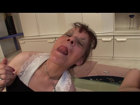 ❤️ Tha triùir aig dà sheanmhair agus aon sheanair ❤️  Fucking  leinn  ️❤