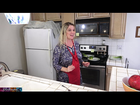❤️ Stepmom ga bhleoghan sa chidsin ron cheann-latha aige ❤️  Fucking  leinn  ️❤