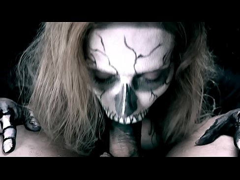 ❤️ Demon nighean sucking cock le a beul dubh agus slugadh cum. ❤️  Fucking  leinn  ️❤